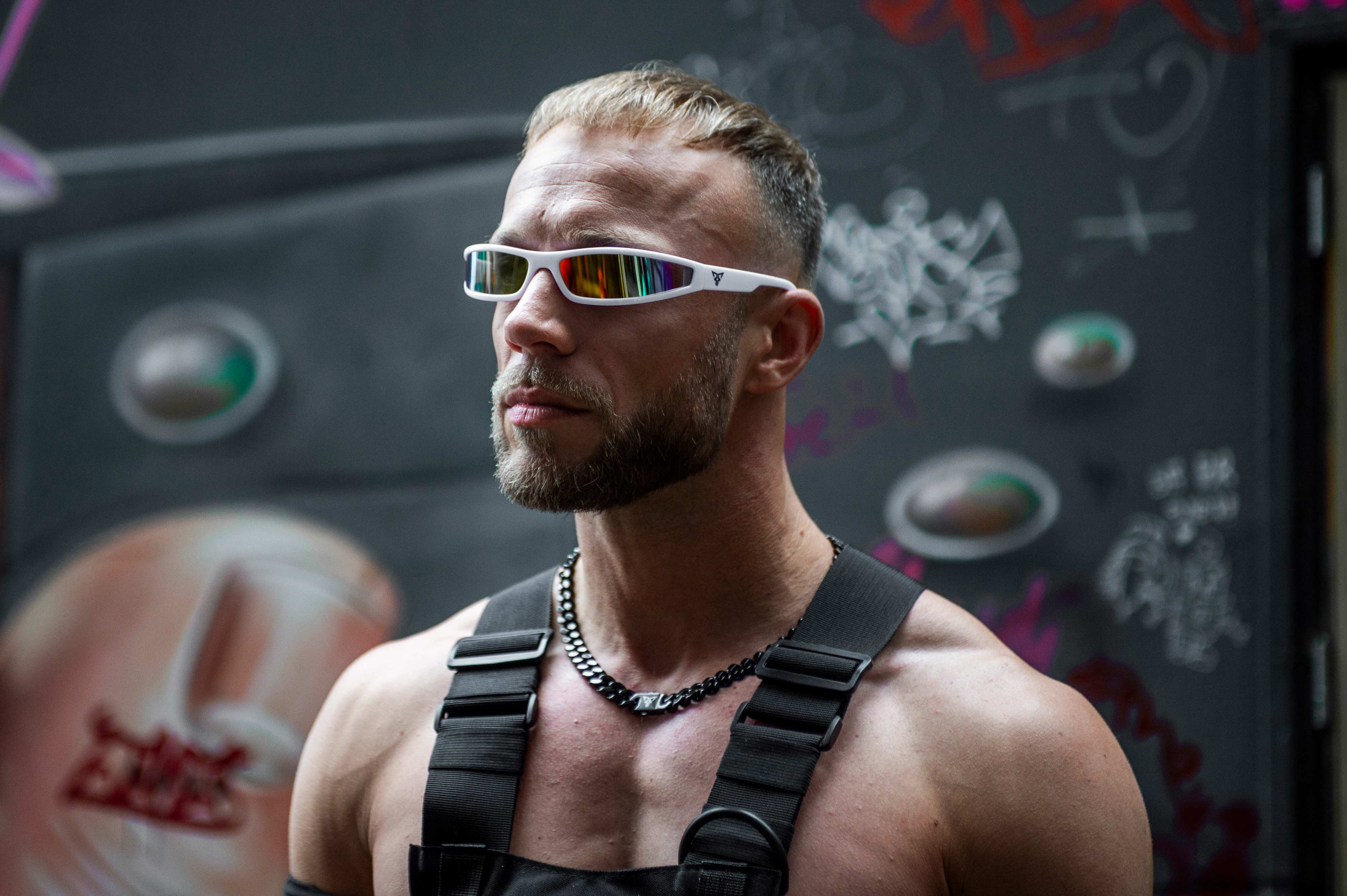 witte rave bril met spiegelglazen voor festivals model