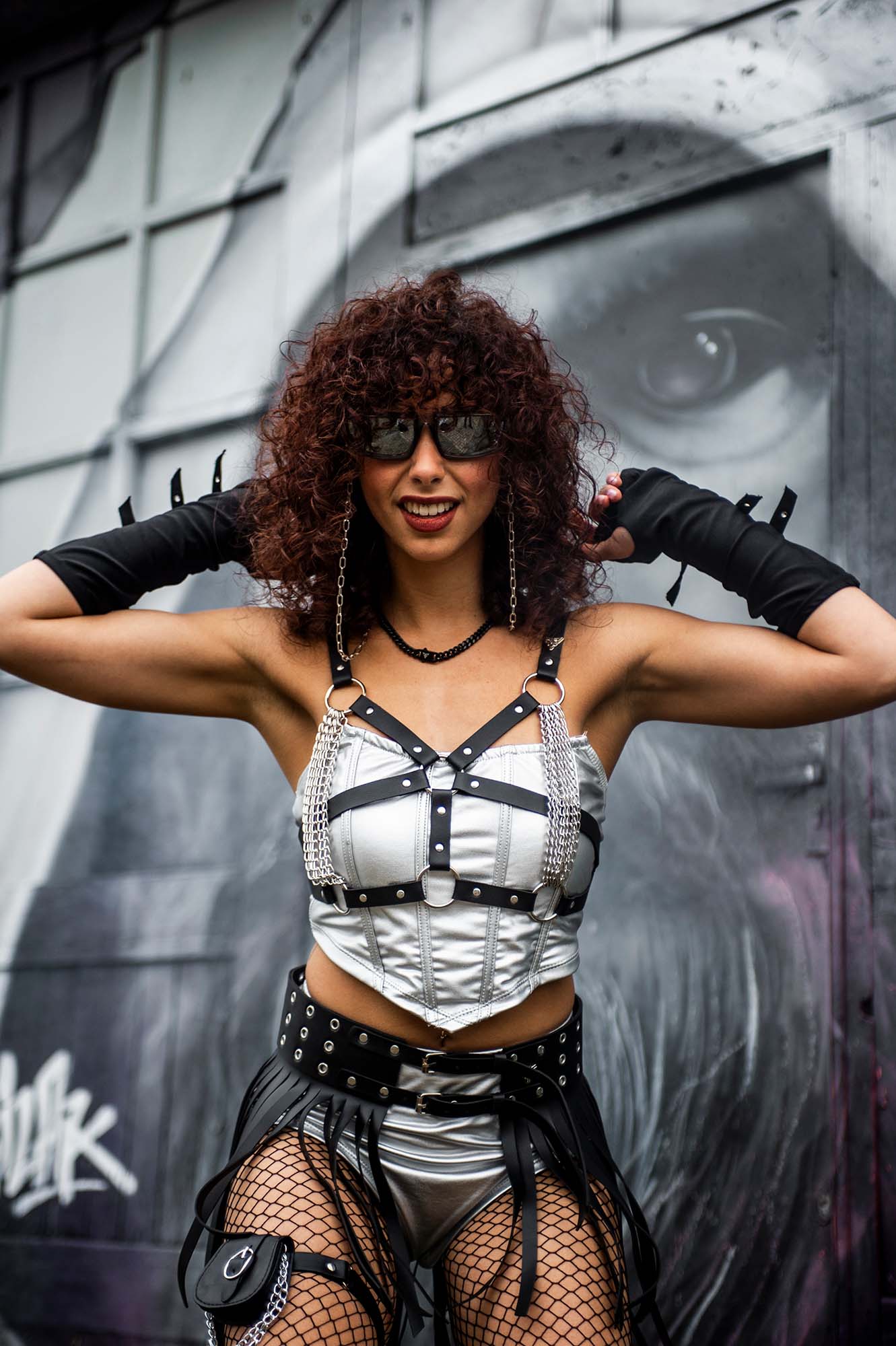 rave beenharnas PU-leer klein tasje outfitfoto