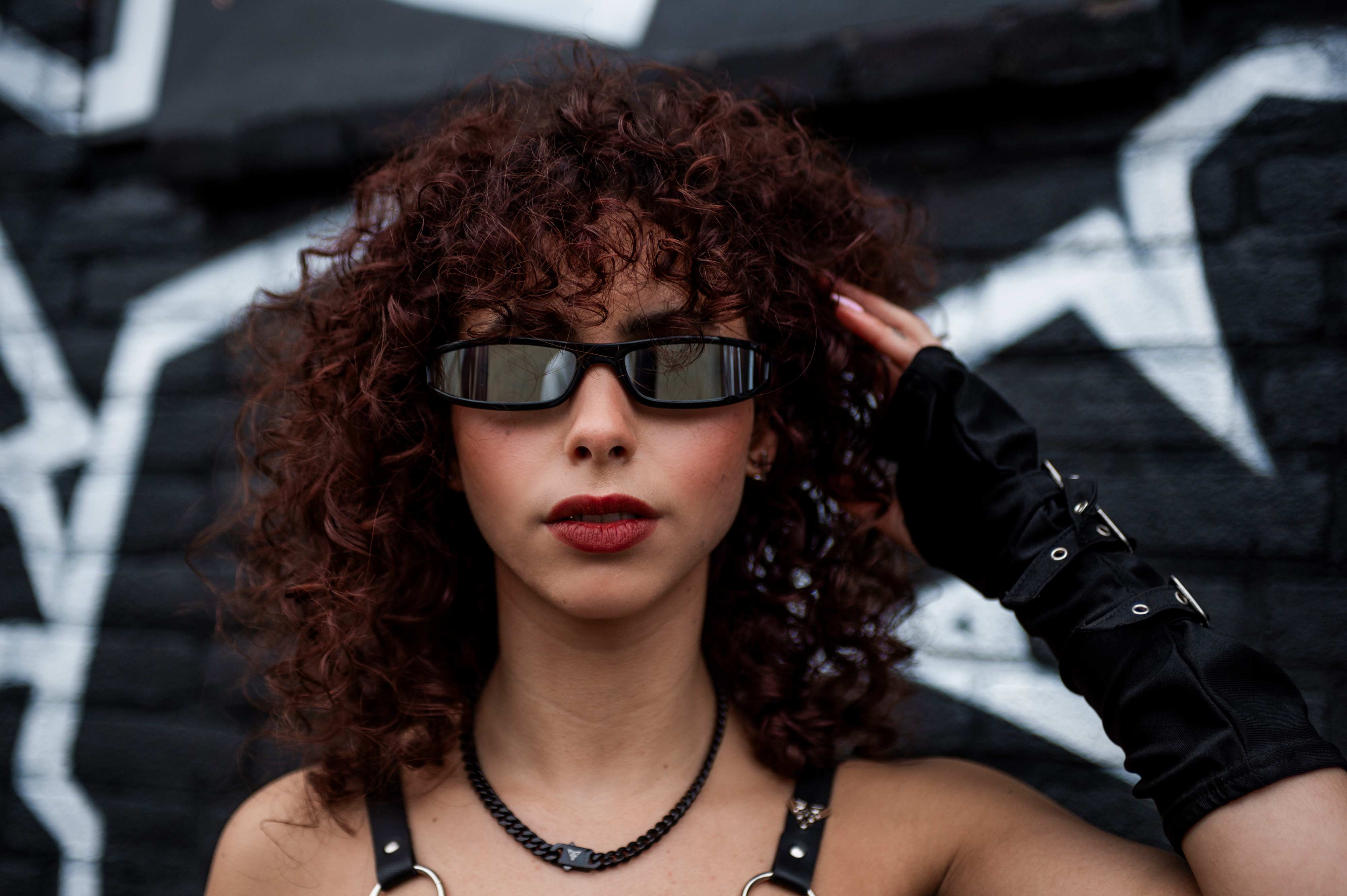 zwarte rave bril met spiegelglazen voor festivals model 3