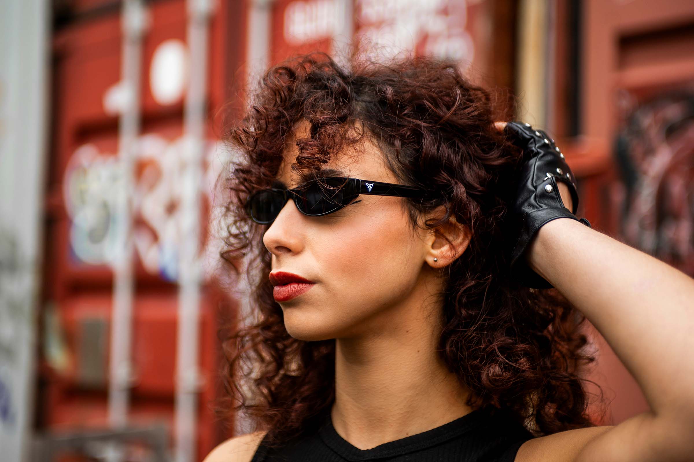 zwarte rave zonnebril feroxa festival model3