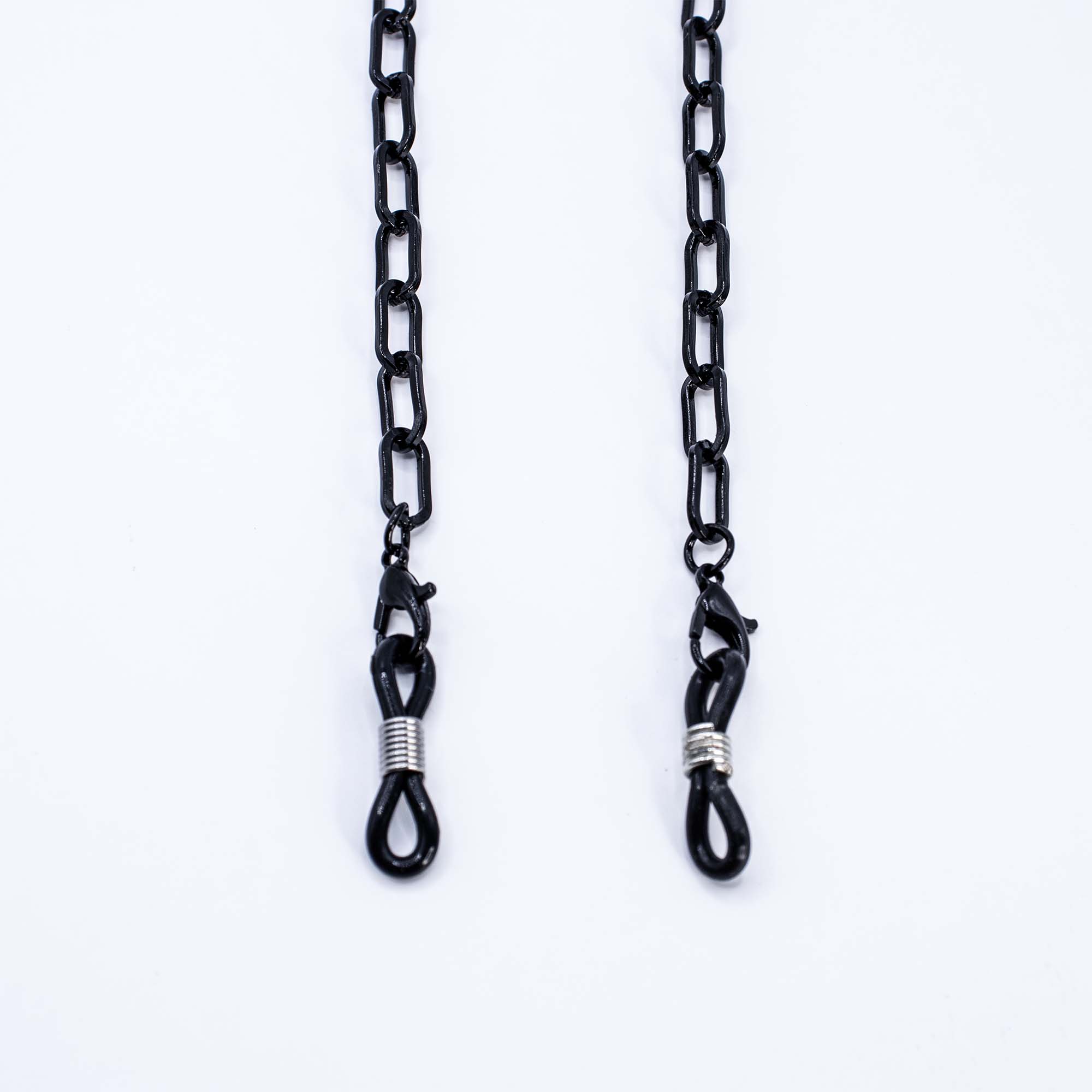 zwarte brillenketting 'paperclip' close up