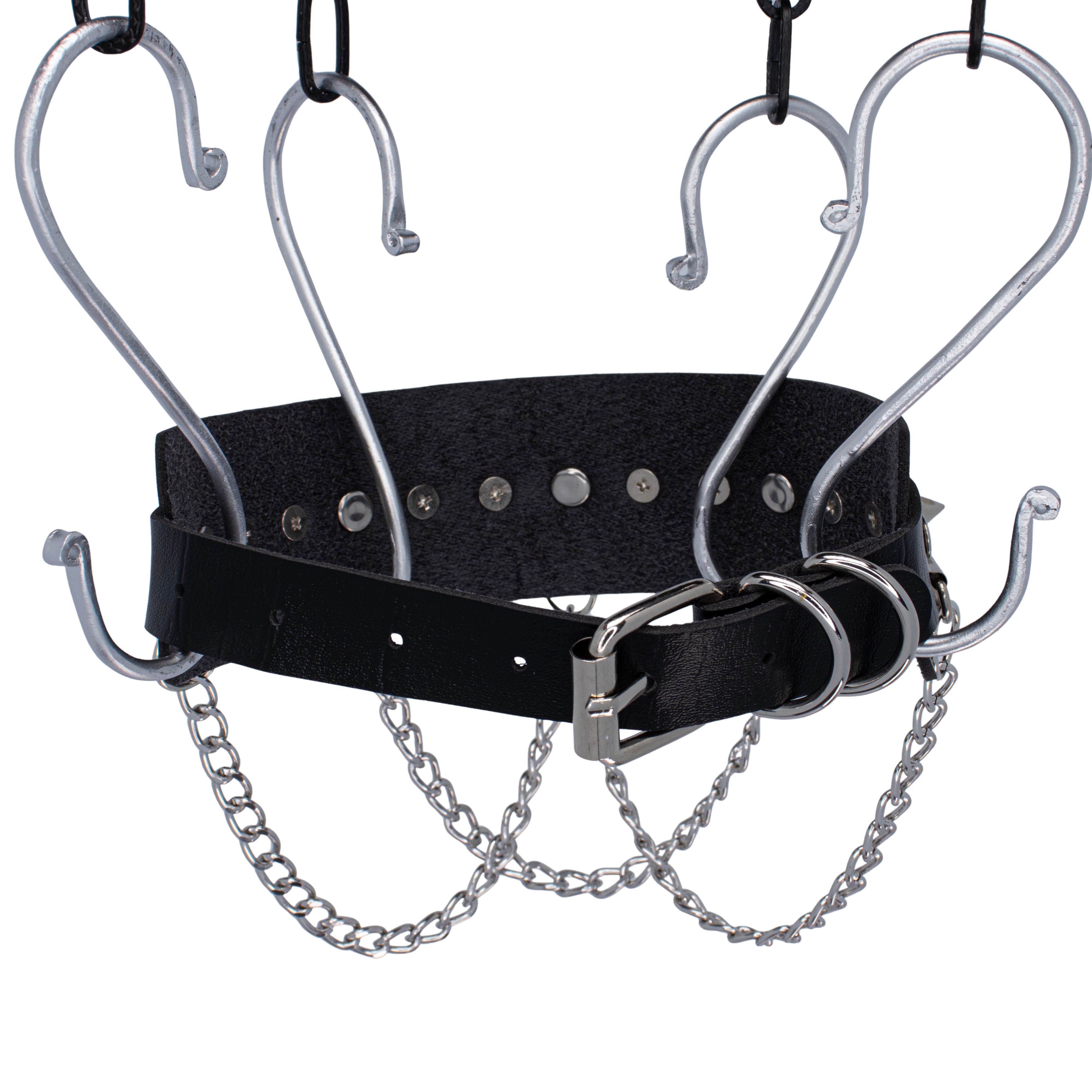 Zwarte choker van PU-leer met zilveren ketting en studs. Achterkant