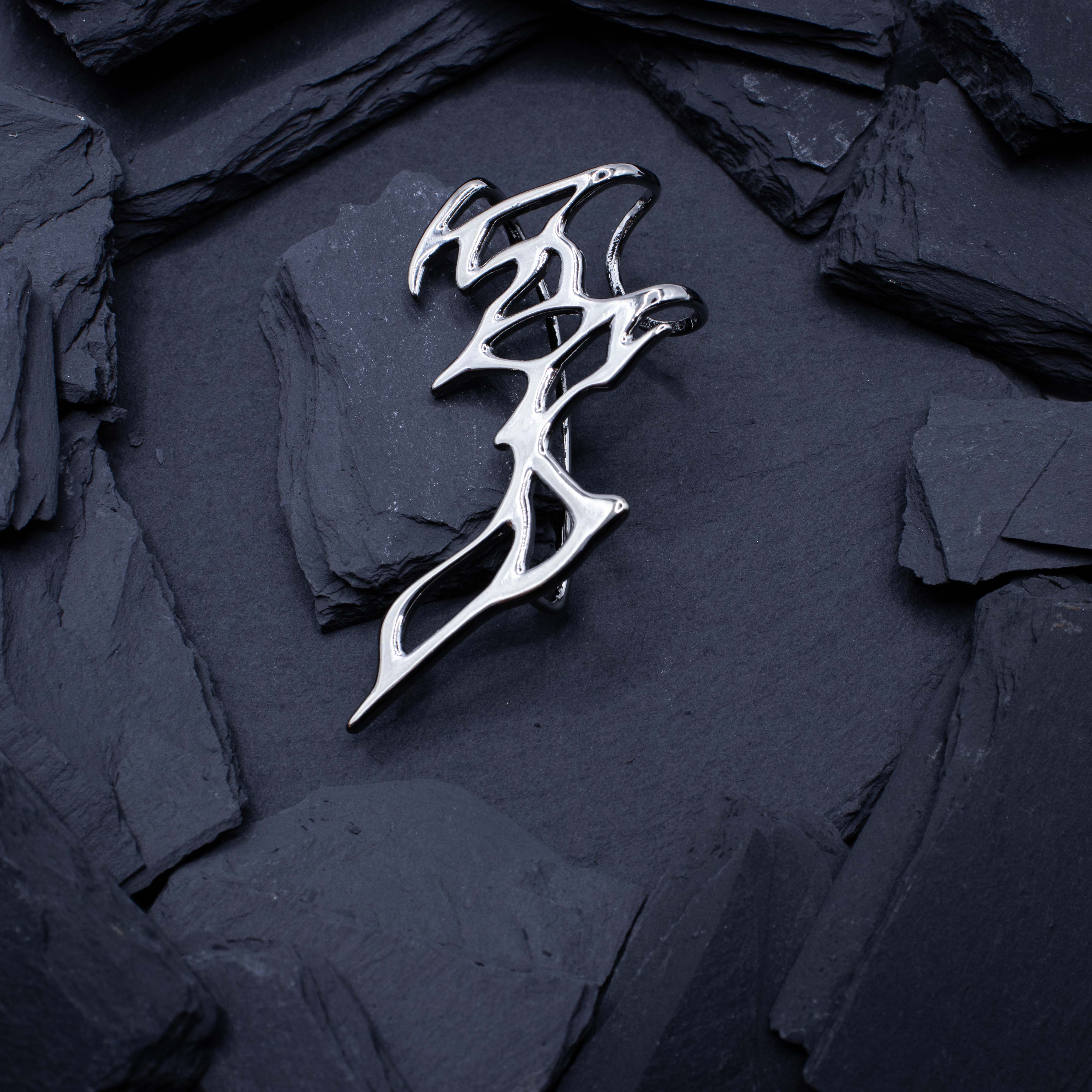 Zilveren 'Flame' klikoorbel van RARE RAVERS