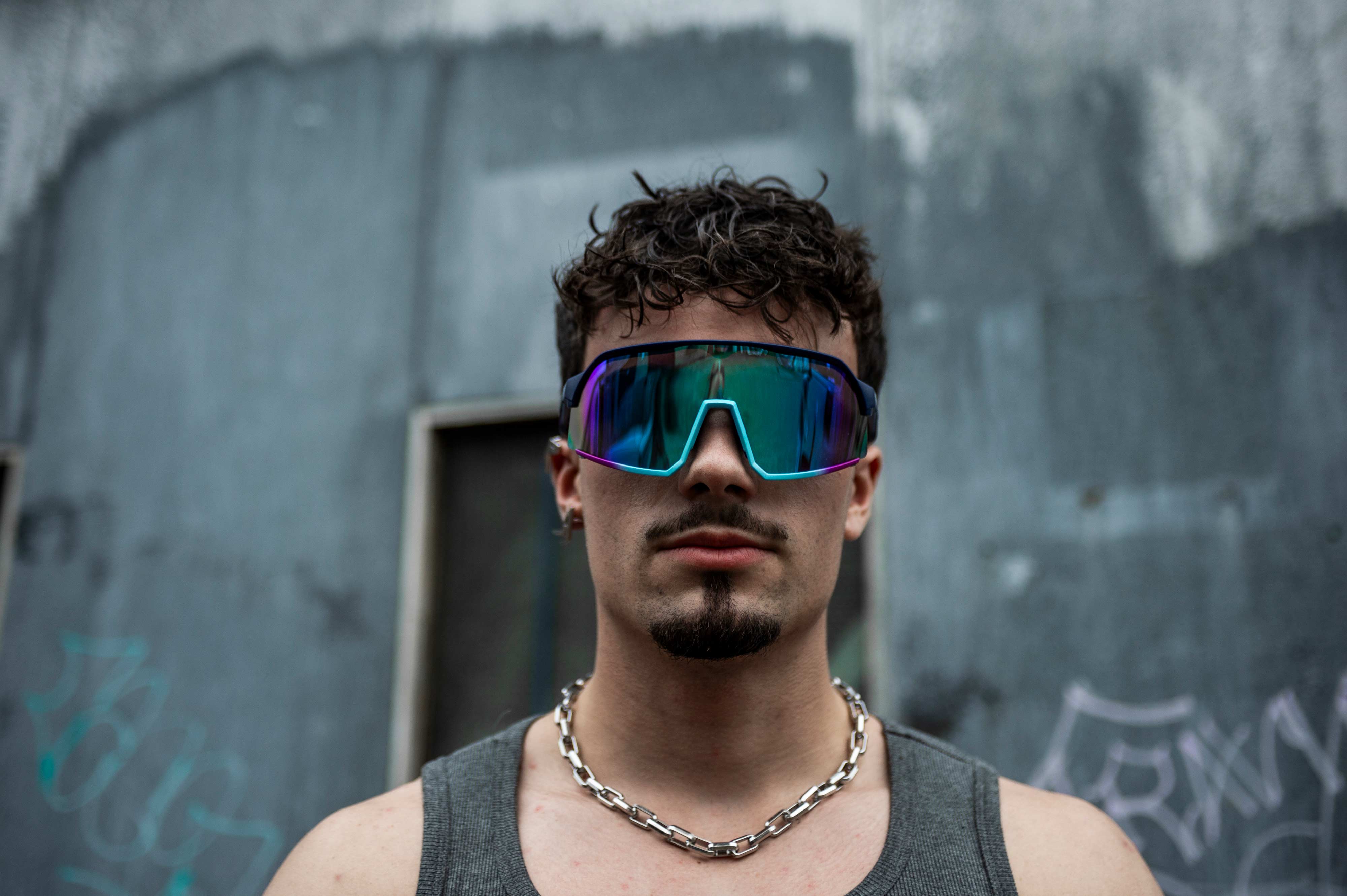 male raver blue techno sunglasses glacies ski