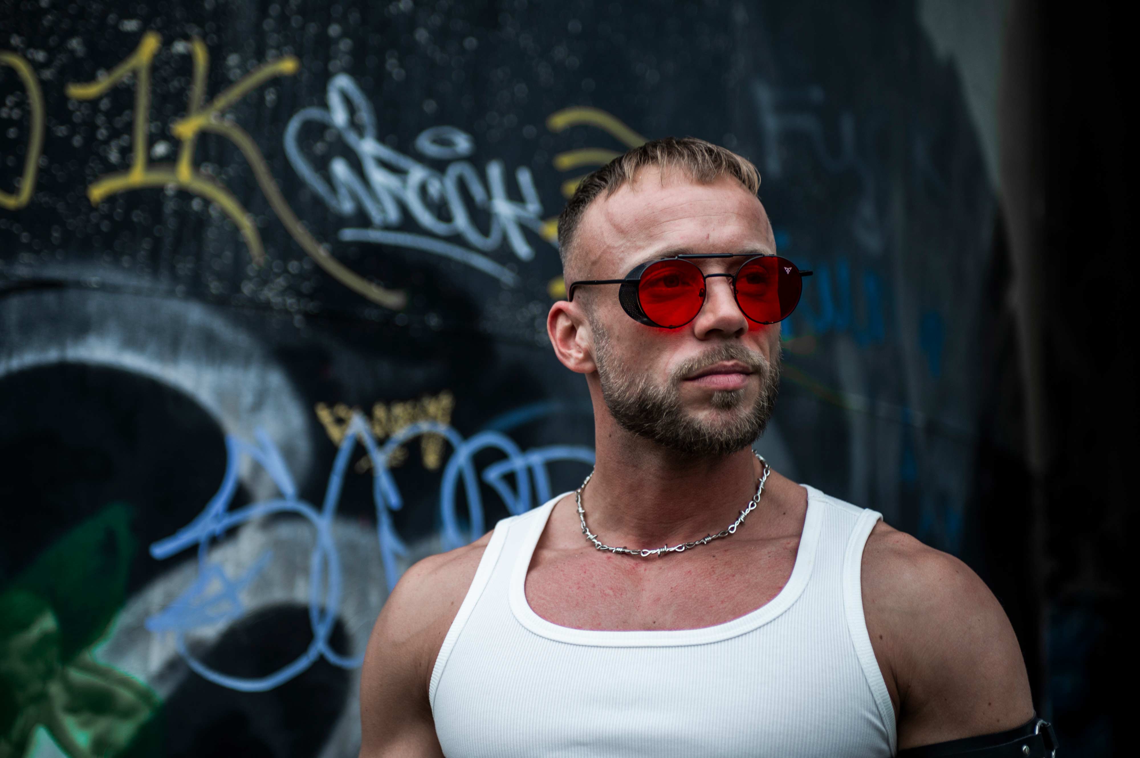 men dimensio red rood rave zonnebril sunglasses techno punk